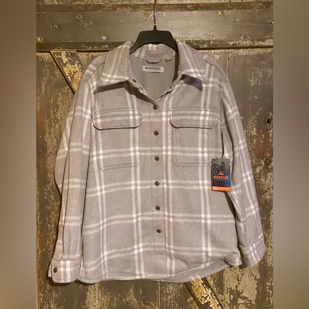 Womens Ridgecut Shacket. Large. NWT.